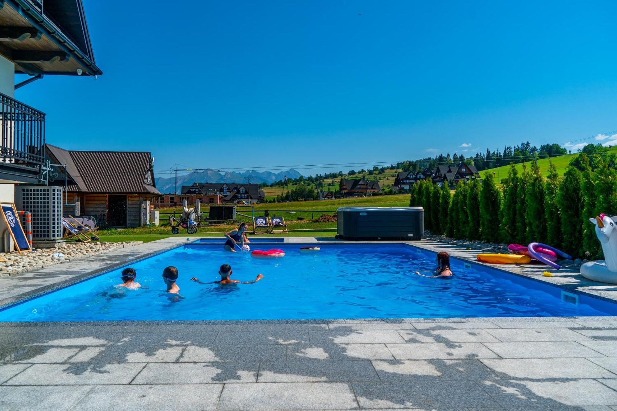 Aparthotel Rabian-Ski Zewnetrzny Basen Oraz Jacuzzi Z Podgrzewana Woda Sala Zabaw I Dmuchaniec Białka Tatrzańska Exterior photo