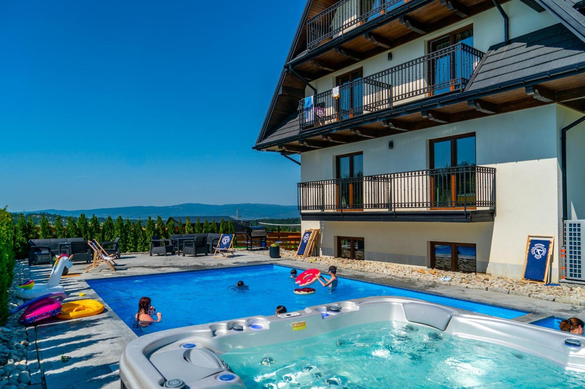 Aparthotel Rabian-Ski Zewnetrzny Basen Oraz Jacuzzi Z Podgrzewana Woda Sala Zabaw I Dmuchaniec Białka Tatrzańska Exterior photo