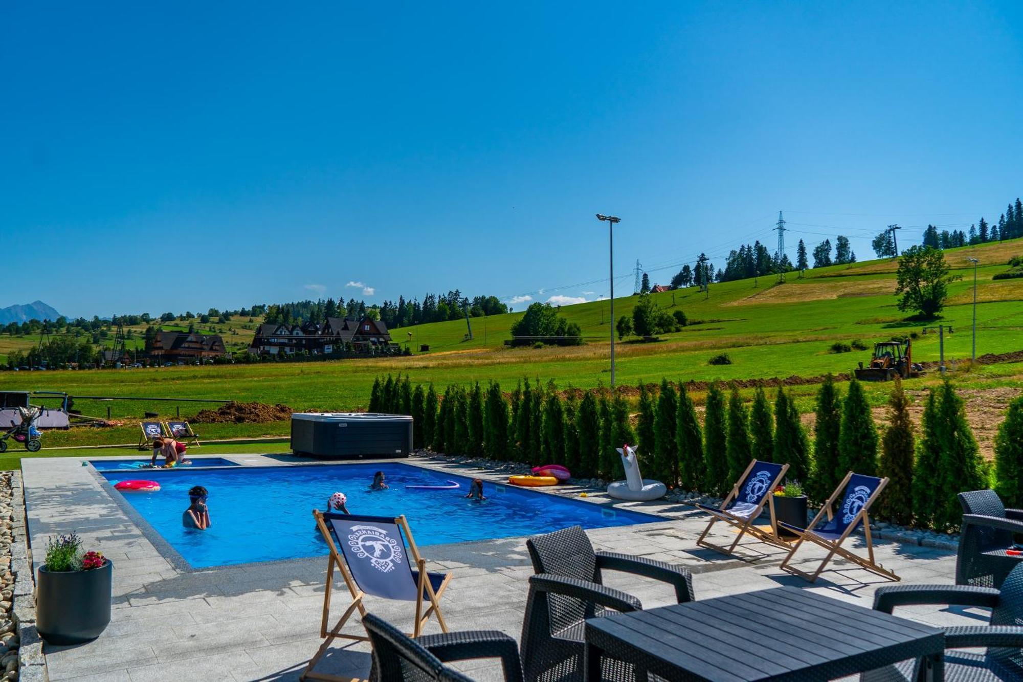 Aparthotel Rabian-Ski Zewnetrzny Basen Oraz Jacuzzi Z Podgrzewana Woda Sala Zabaw I Dmuchaniec Białka Tatrzańska Exterior photo